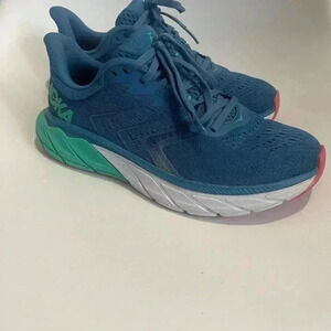 Hoka One One Arhai 5 Running  Shoes size 7.5 women’s